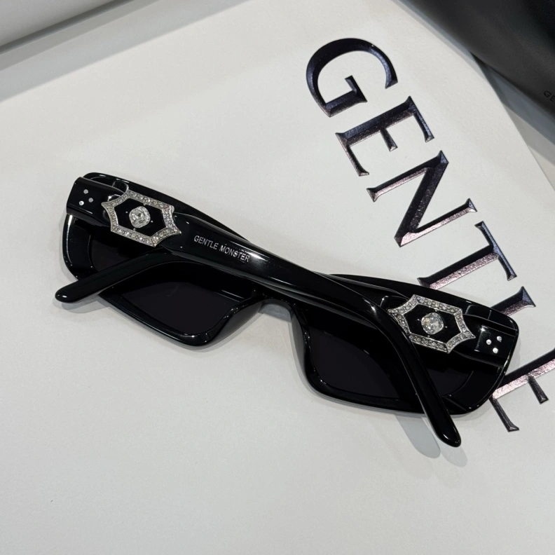 Efficient Othxr Sunglasses 253808