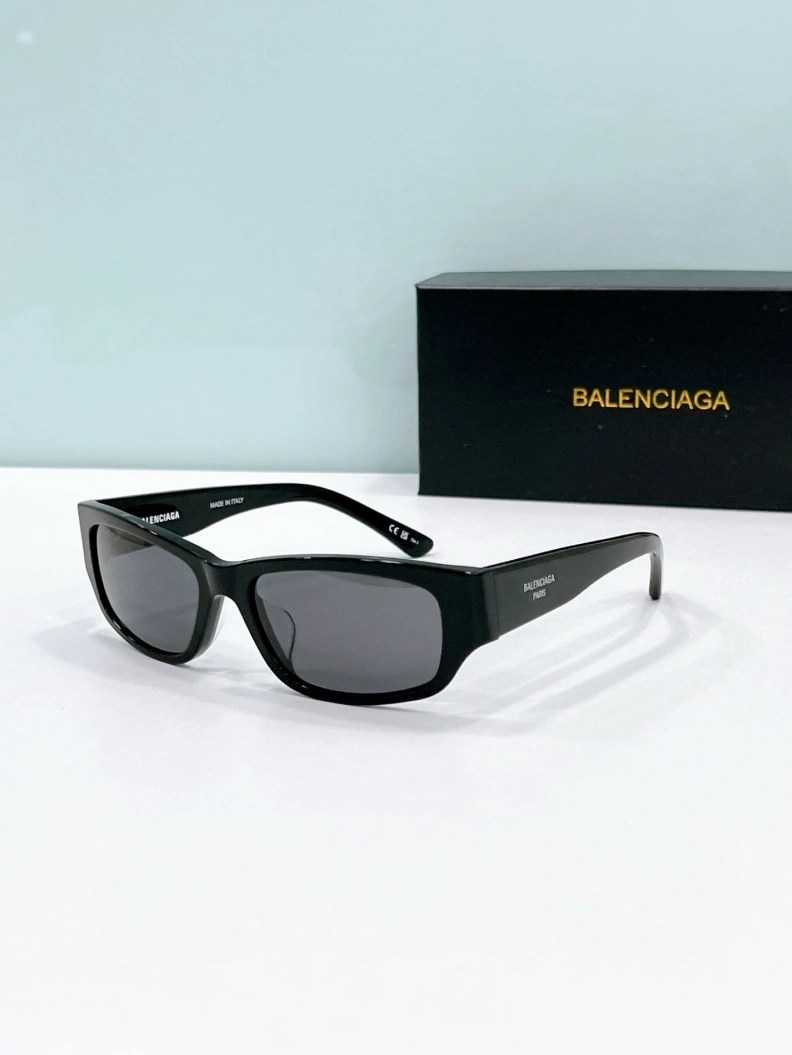 Bxlxnciaga Sunglasses Minimalist 249841