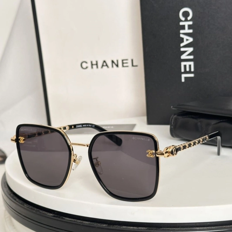 Minimalist Chxnxl Sunglasses 250856