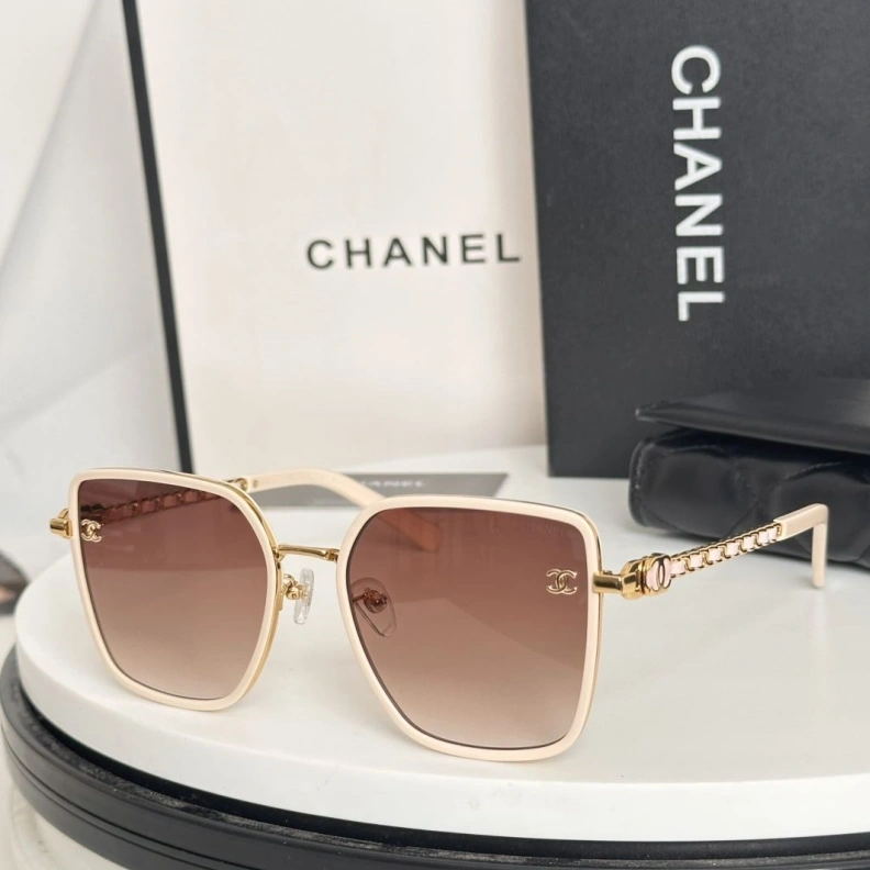 Minimalist Chxnxl Sunglasses 250856