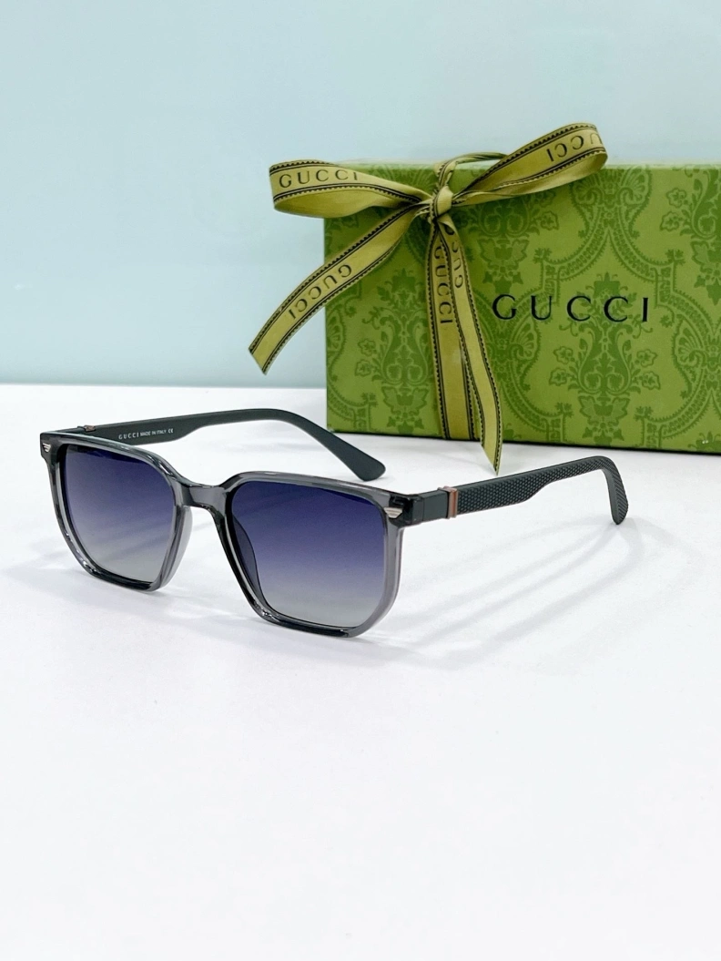 Bold Gxccx Sunglasses 252064