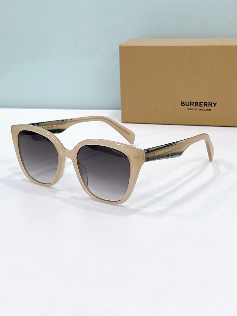 ModernLook Bxrbxrry Sunglasses 249990