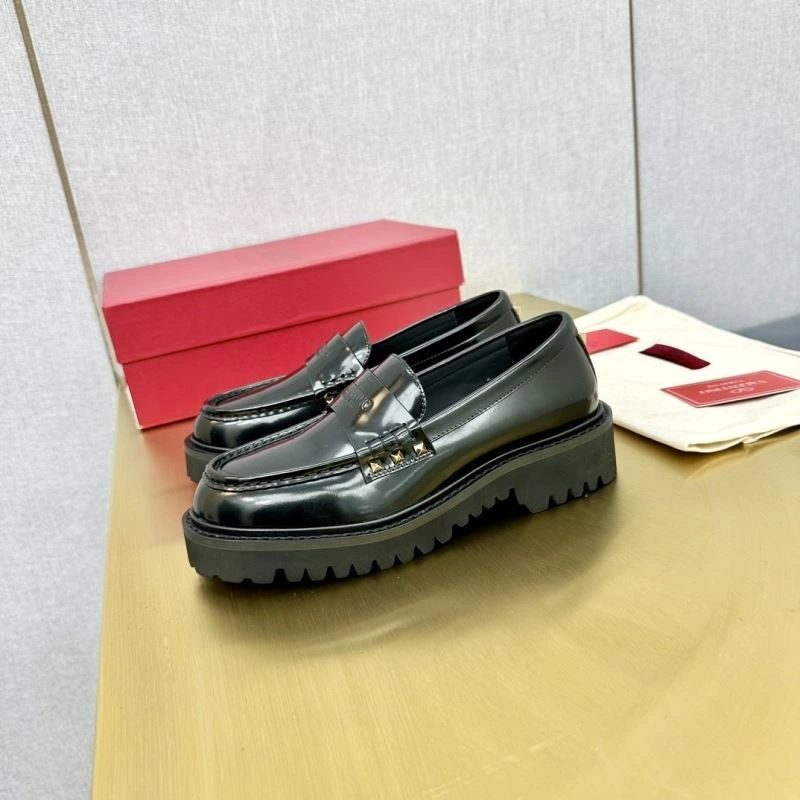 Resilient Vxlxntino Leather Shoes 232655