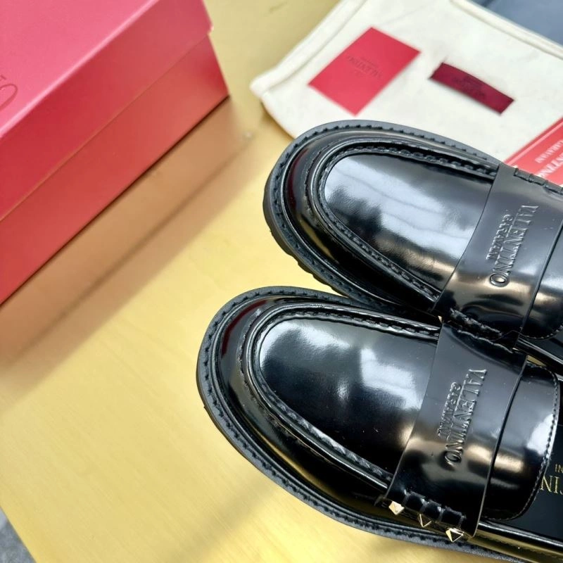 Resilient Vxlxntino Leather Shoes 232655