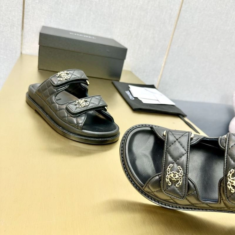 Chxnxl Slippers ModernLook 132391