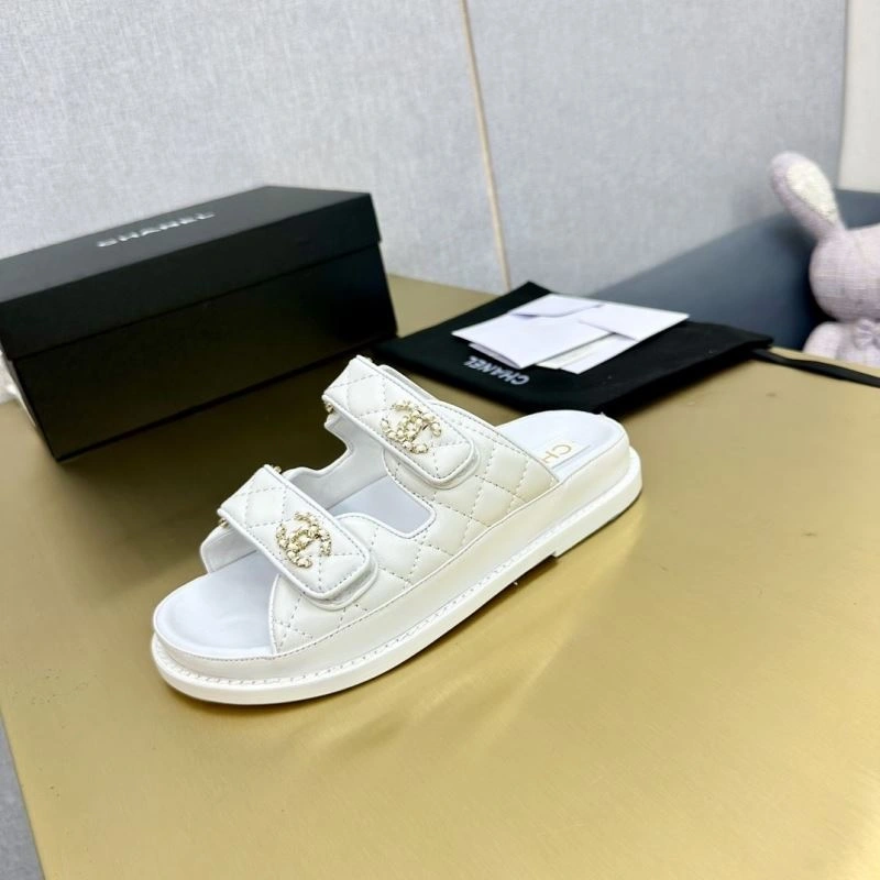 Chxnxl Slippers Unique 132395