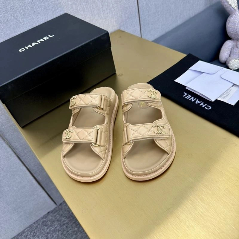 Flexible Chxnxl Slippers 132396