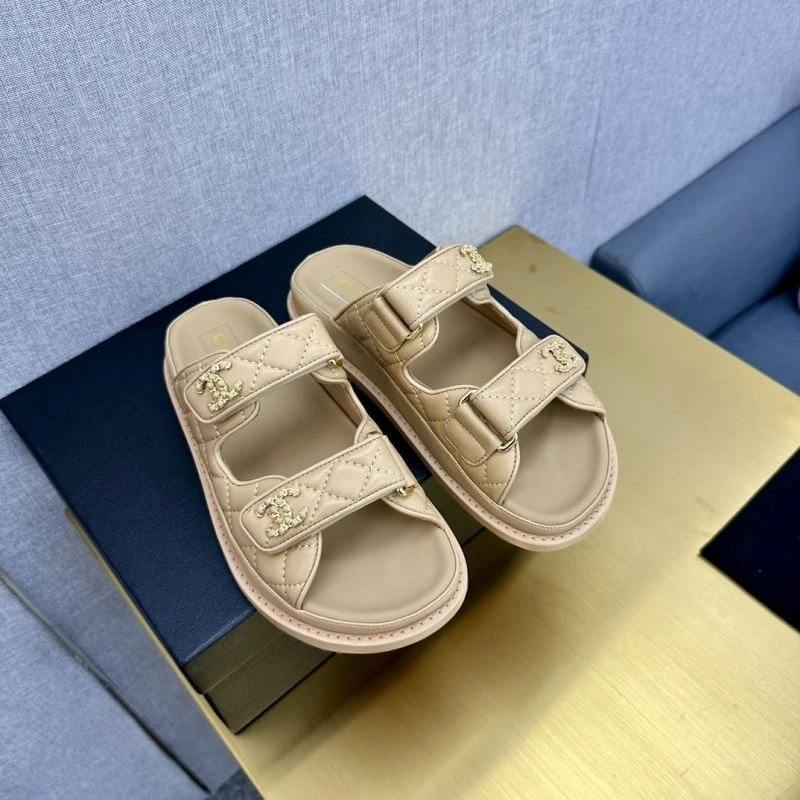 Flexible Chxnxl Slippers 132396