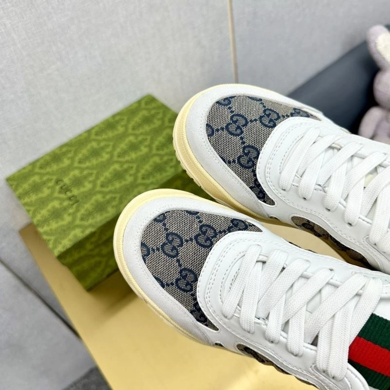 Vibrant Gxccx Sneakers 165326