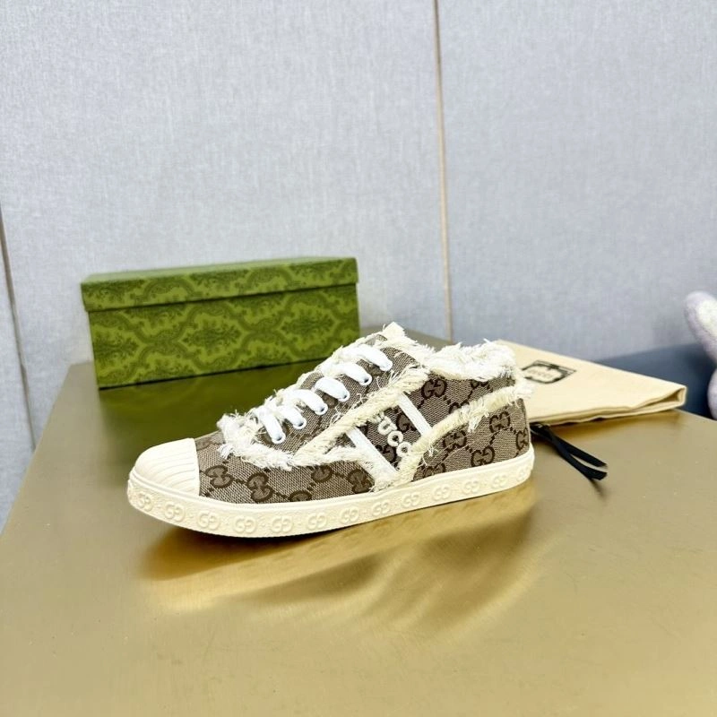 Bright Gxccx Sneakers 165324