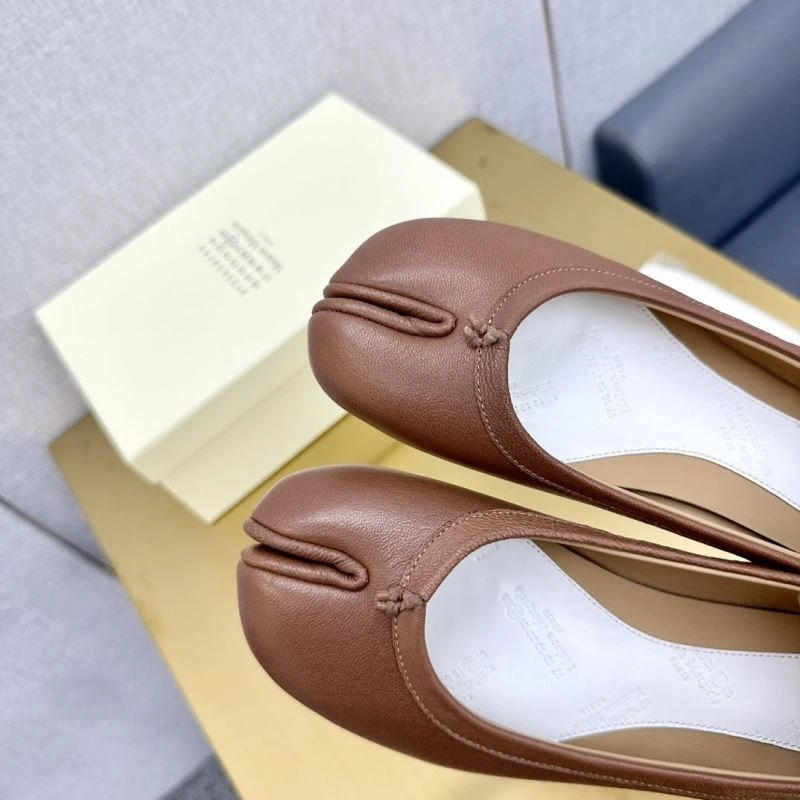 Othxr flat shoes Practical 216497