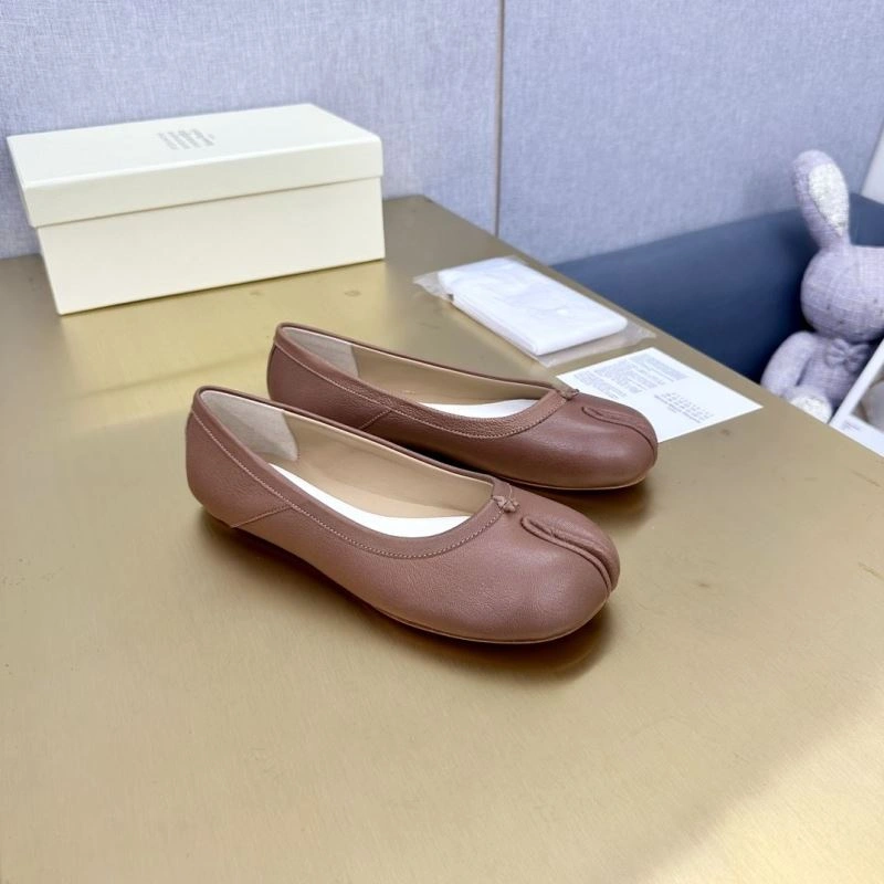 Othxr flat shoes Practical 216497