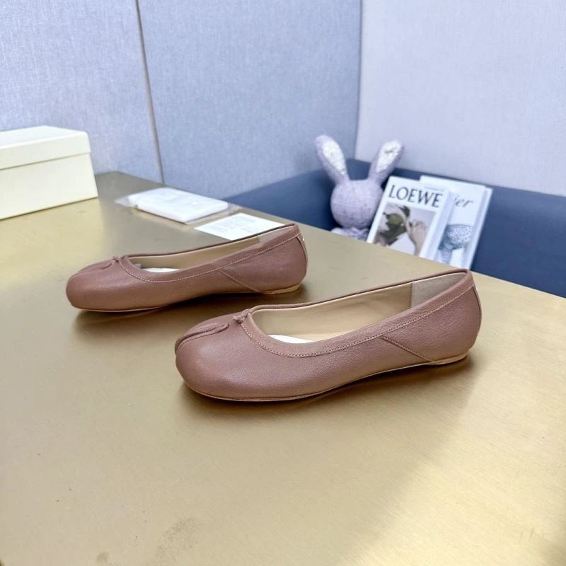 Othxr flat shoes Practical 216497