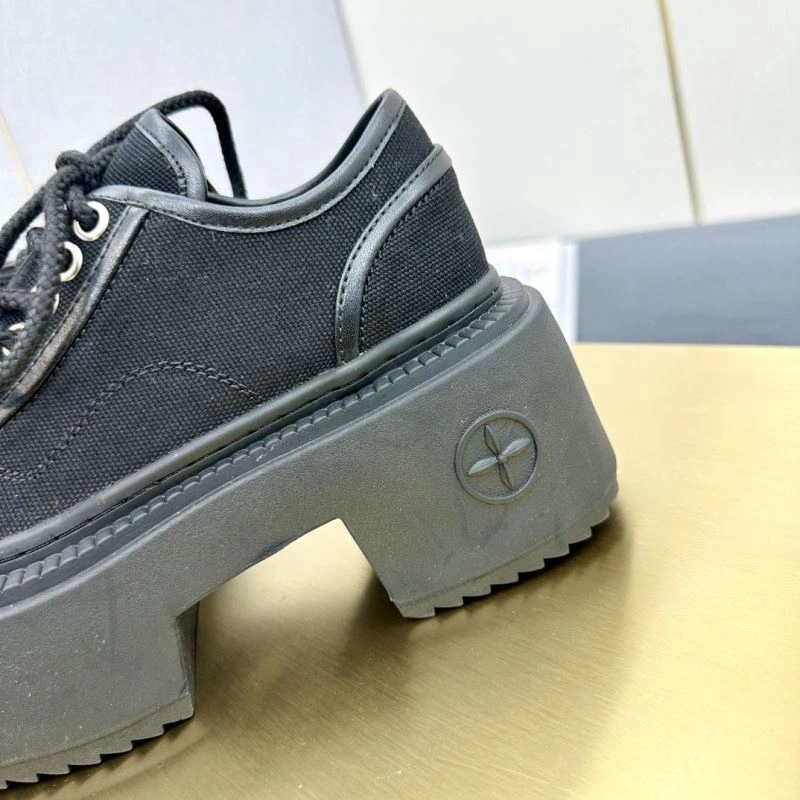 Comfortable Othxr Sneakers 216461