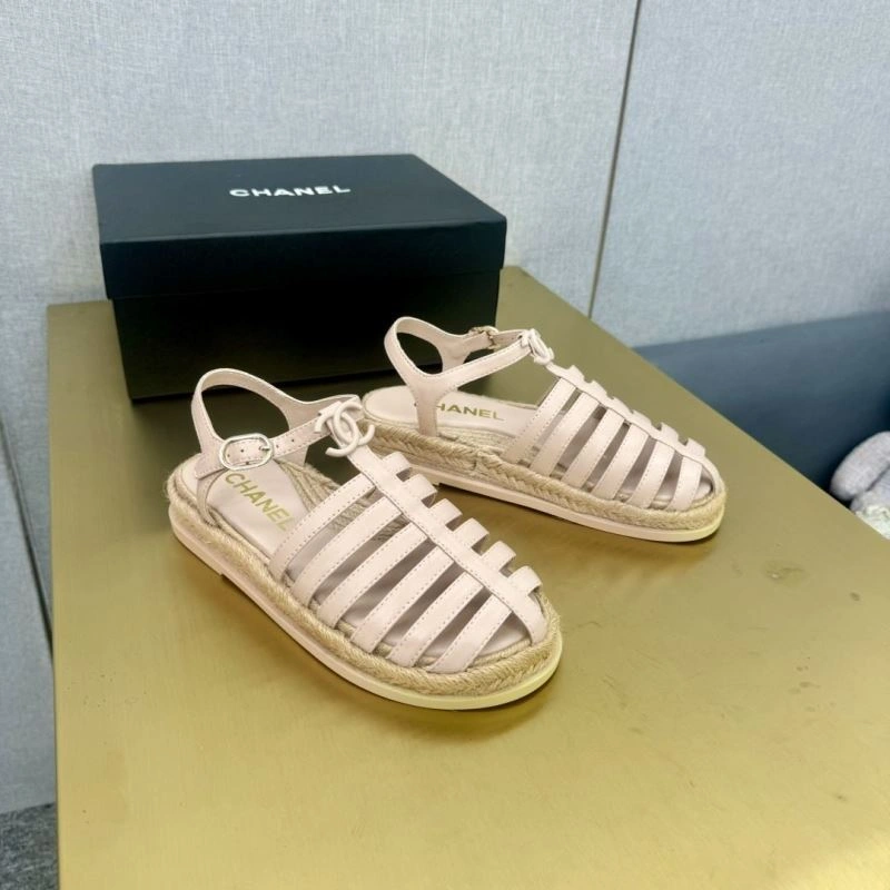 Compact Chxnxl Sandals 132381