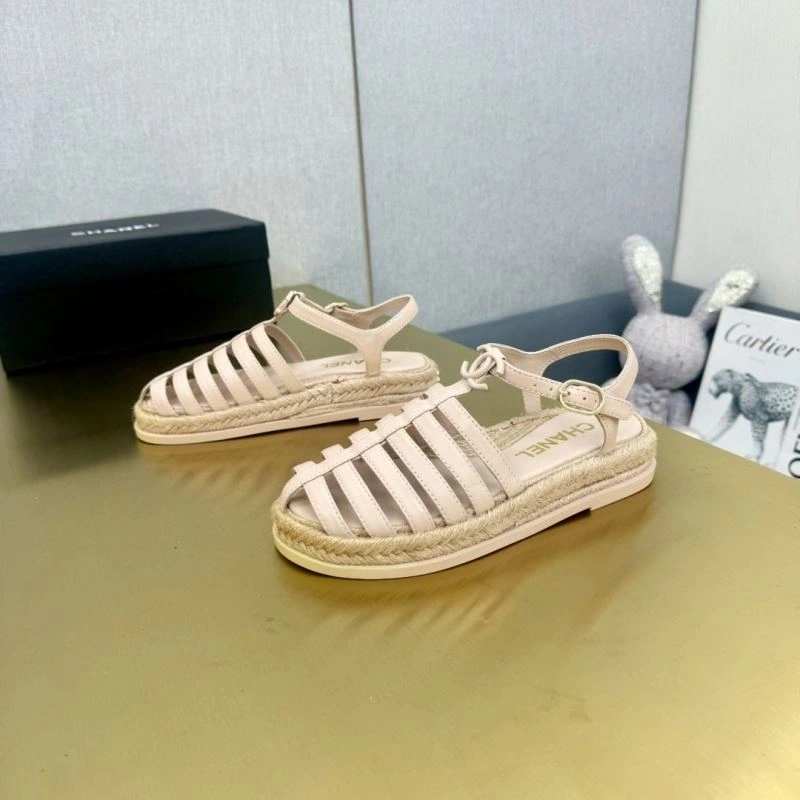 Compact Chxnxl Sandals 132381