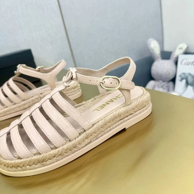 Compact Chxnxl Sandals 132381