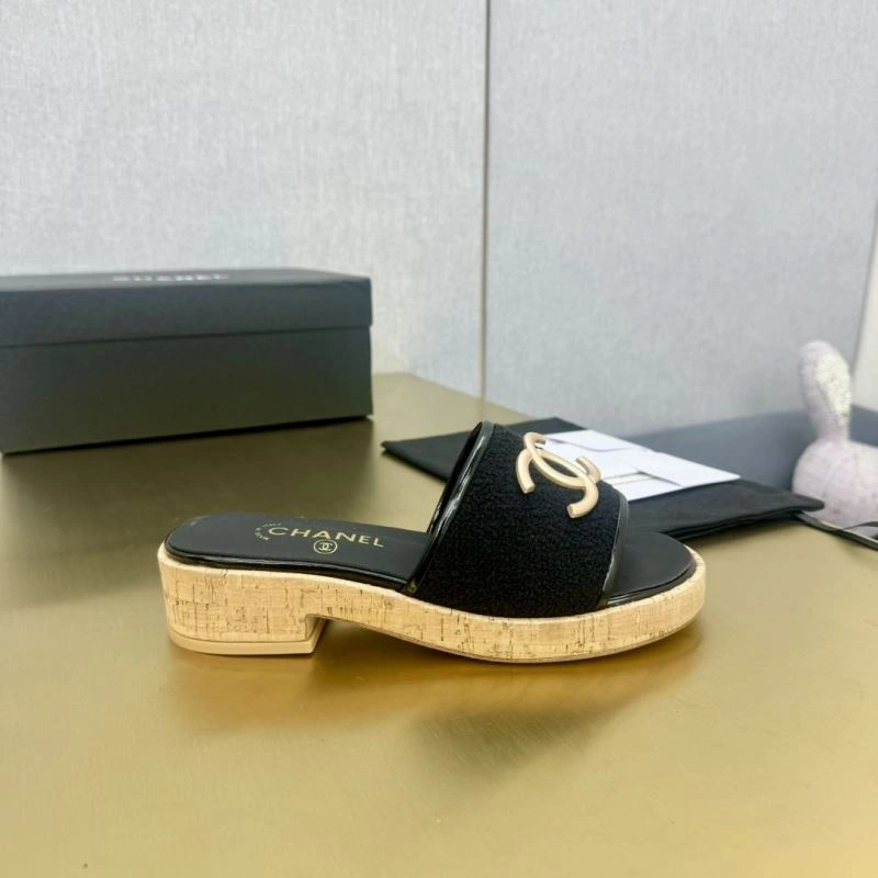 Modern Chxnxl Slippers 132373