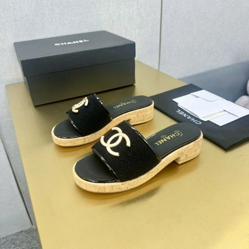 Modern Chxnxl Slippers 132373
