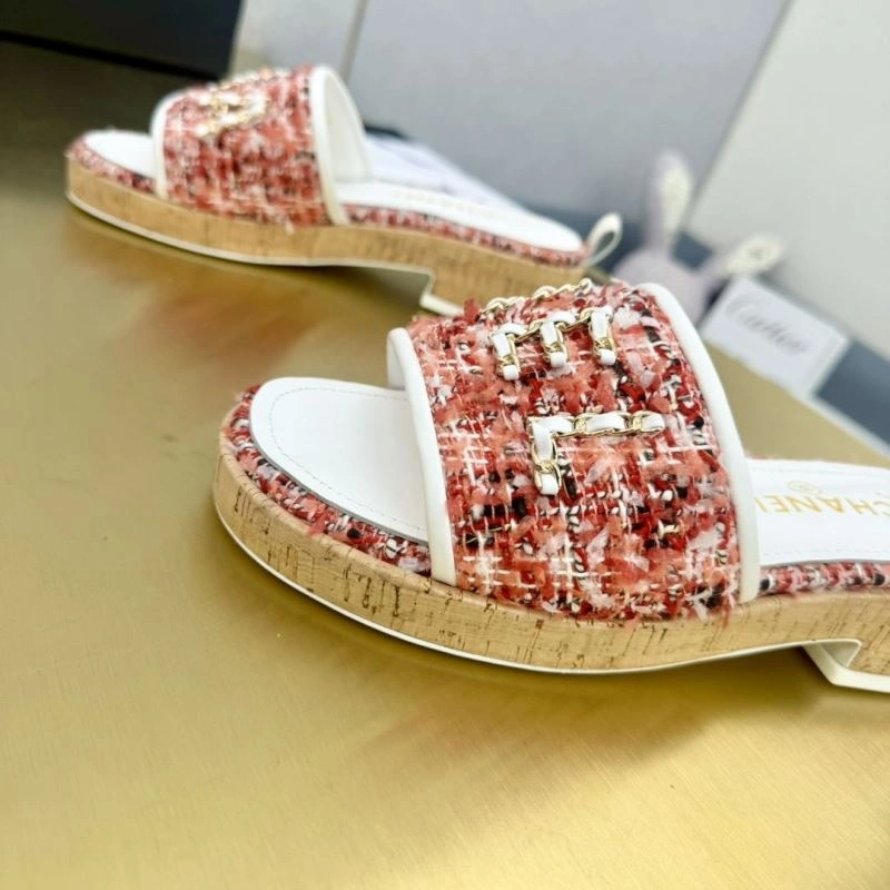 Vibrant Chxnxl Slippers 132360