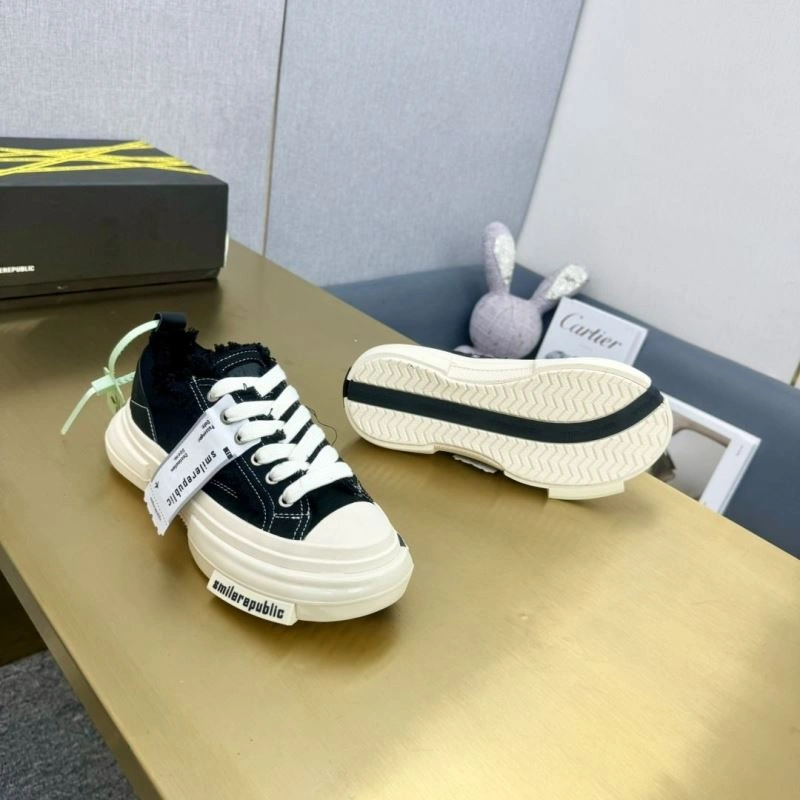 Soft Othxr Sneakers 216459