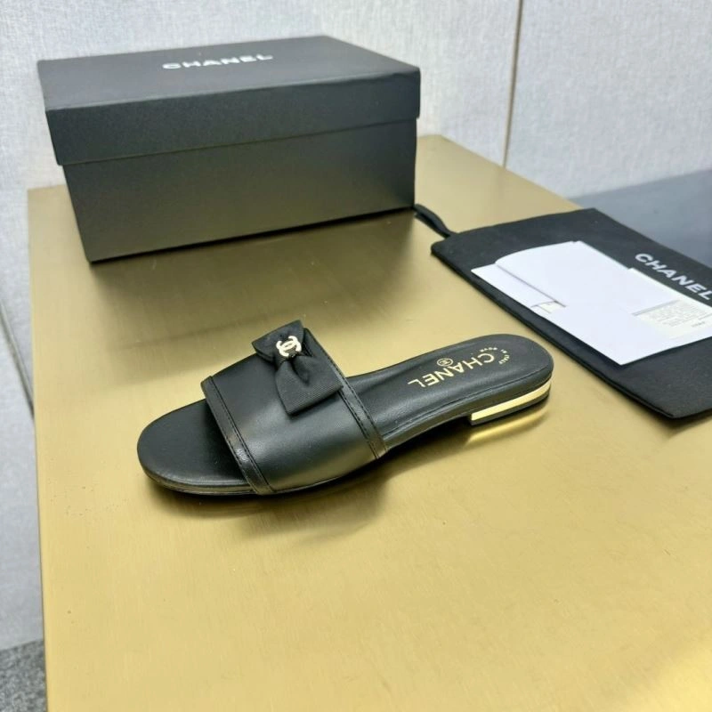 Comfortable Chxnxl Slippers 132357