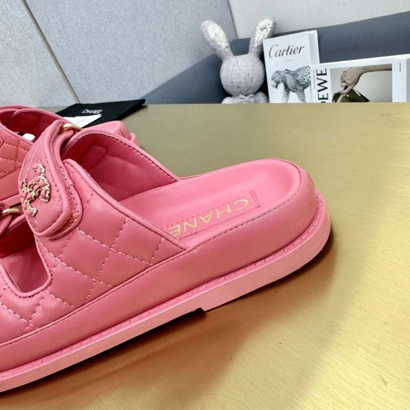 Comfortable Chxnxl Slippers 132351