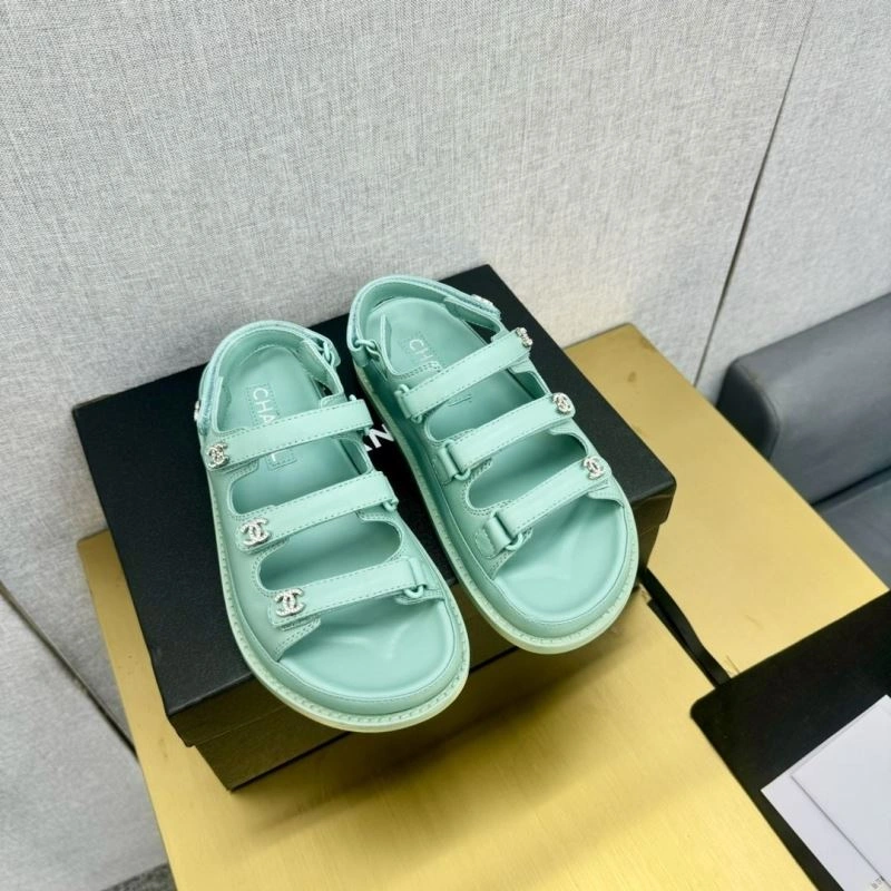 Trendy Chxnxl Slippers 132340