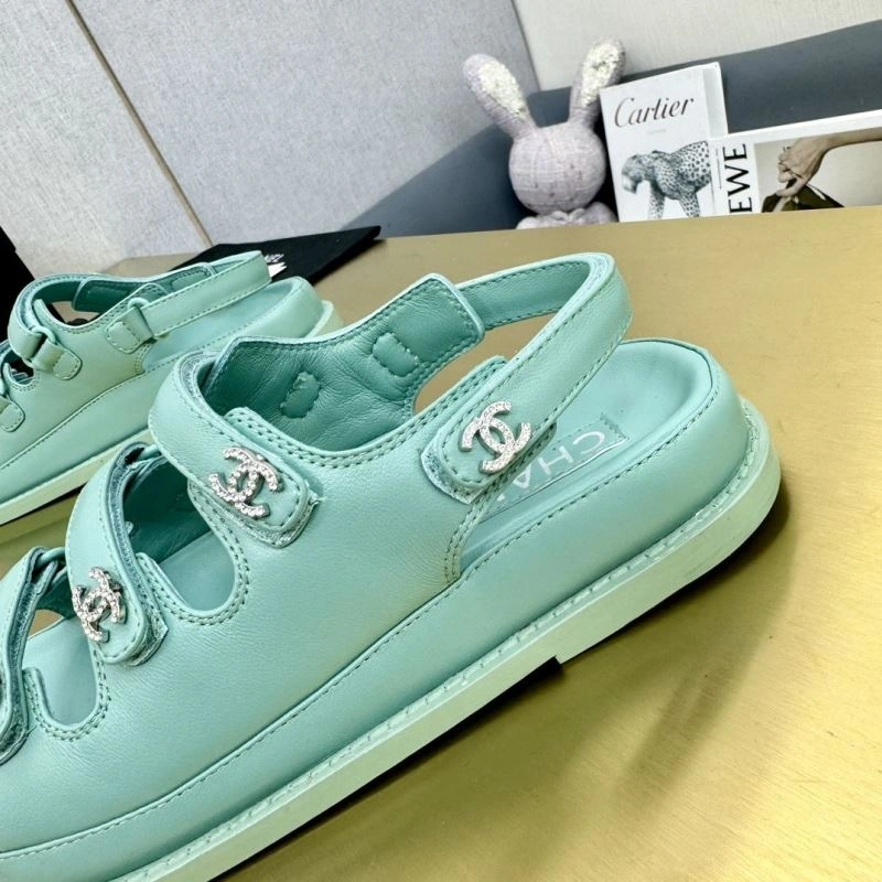 Trendy Chxnxl Slippers 132340