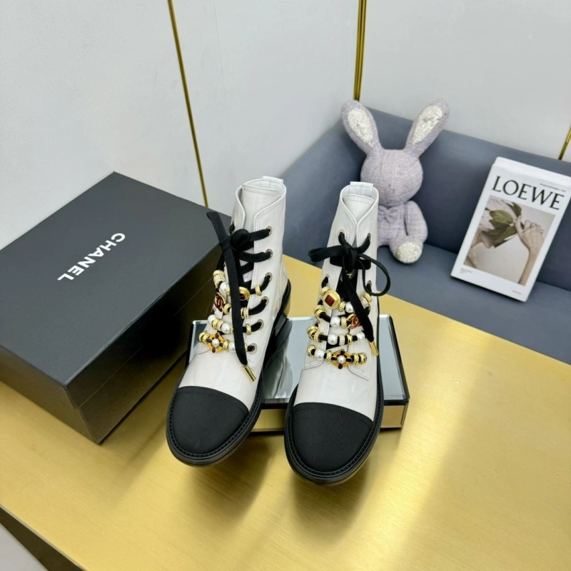 Classic Chxnxl Leather Shoes 126735