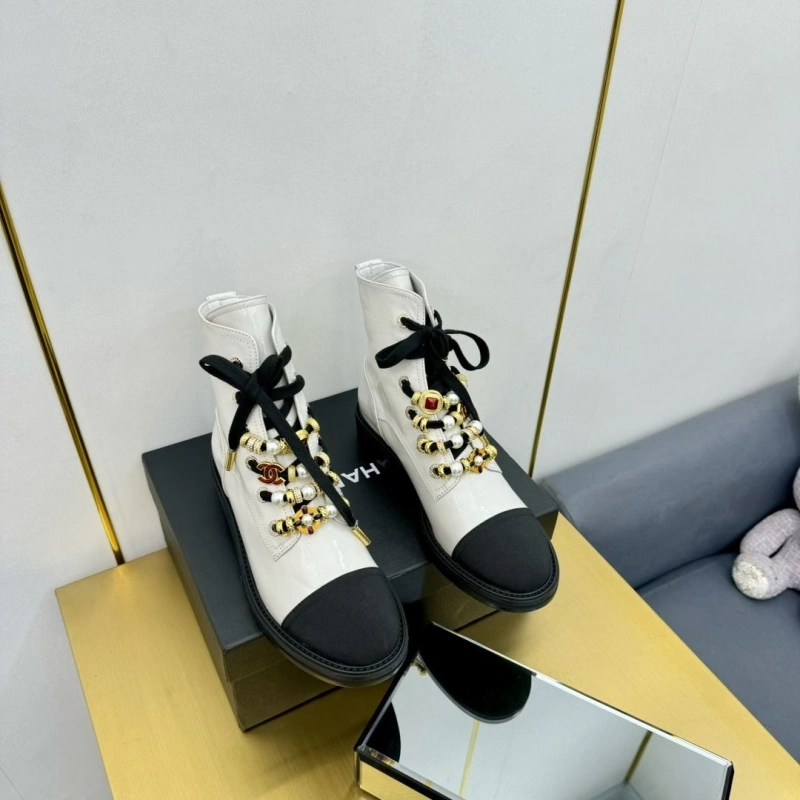 Classic Chxnxl Leather Shoes 126735