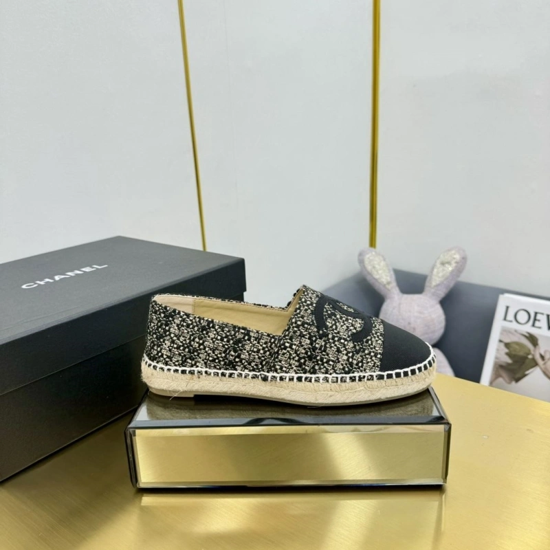 Soft Chxnxl Flat Shoes 126781