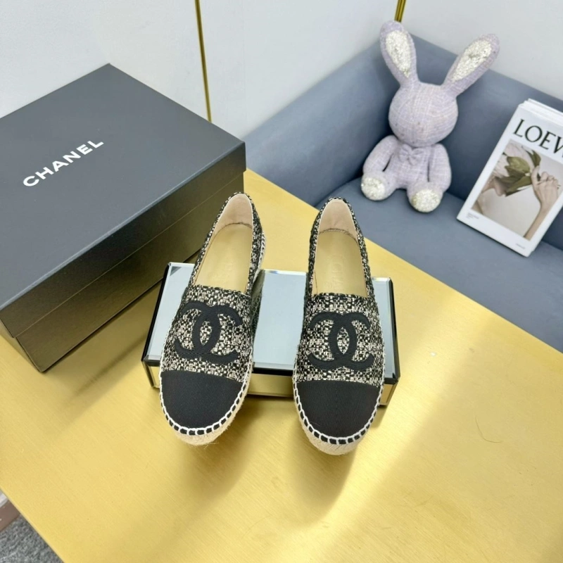 Soft Chxnxl Flat Shoes 126781