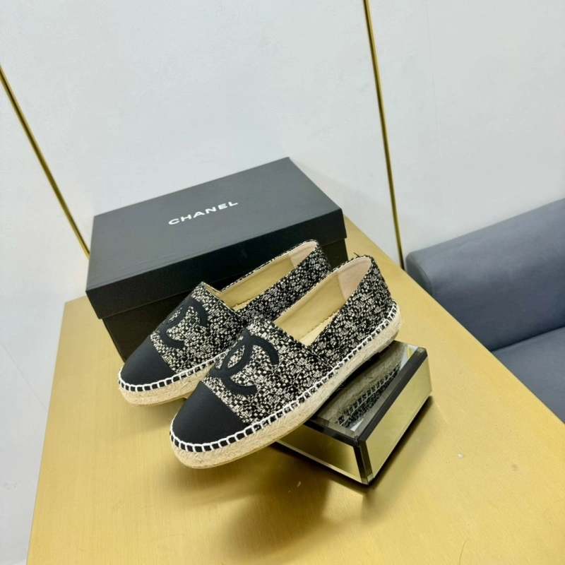 Soft Chxnxl Flat Shoes 126781