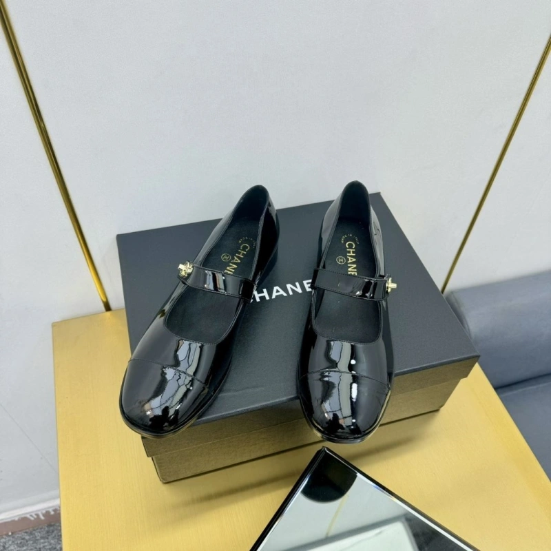 Bright Chxnxl Flat Shoes 126766