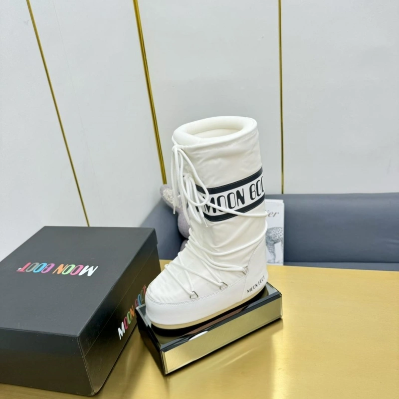 Minimalist Othxr Boots 215573