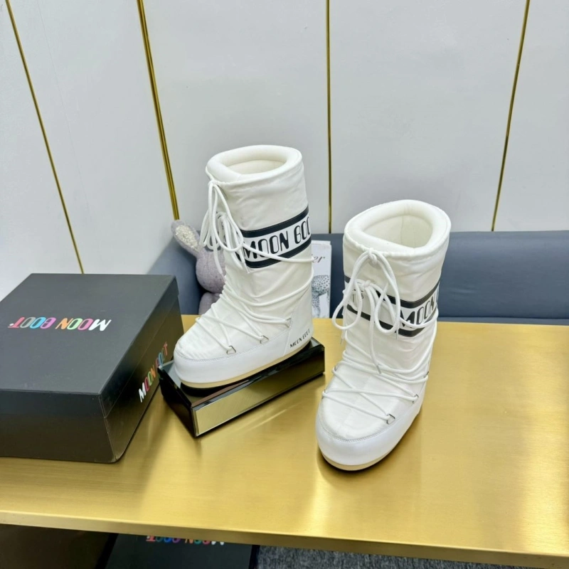 Minimalist Othxr Boots 215573