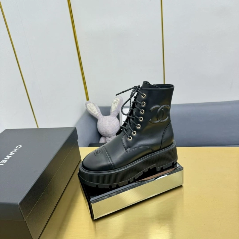 WellDesigned Chxnxl Leather Shoes 126733