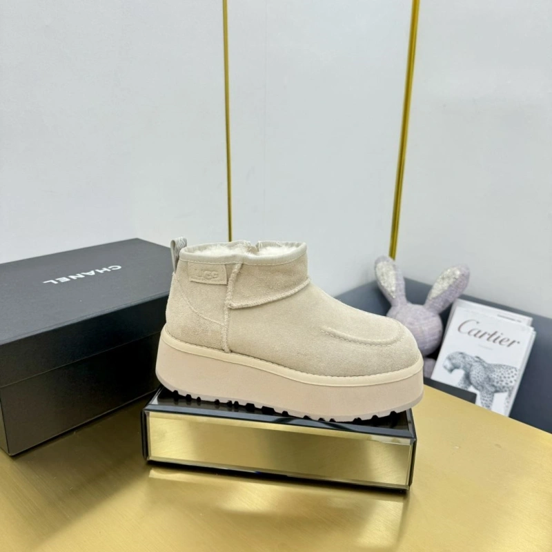 Affordable UGX Boots 228576