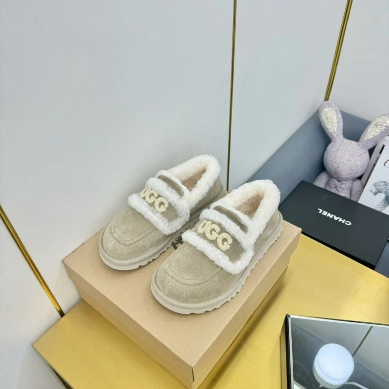 UGX Casual Shoes TopPick 228585