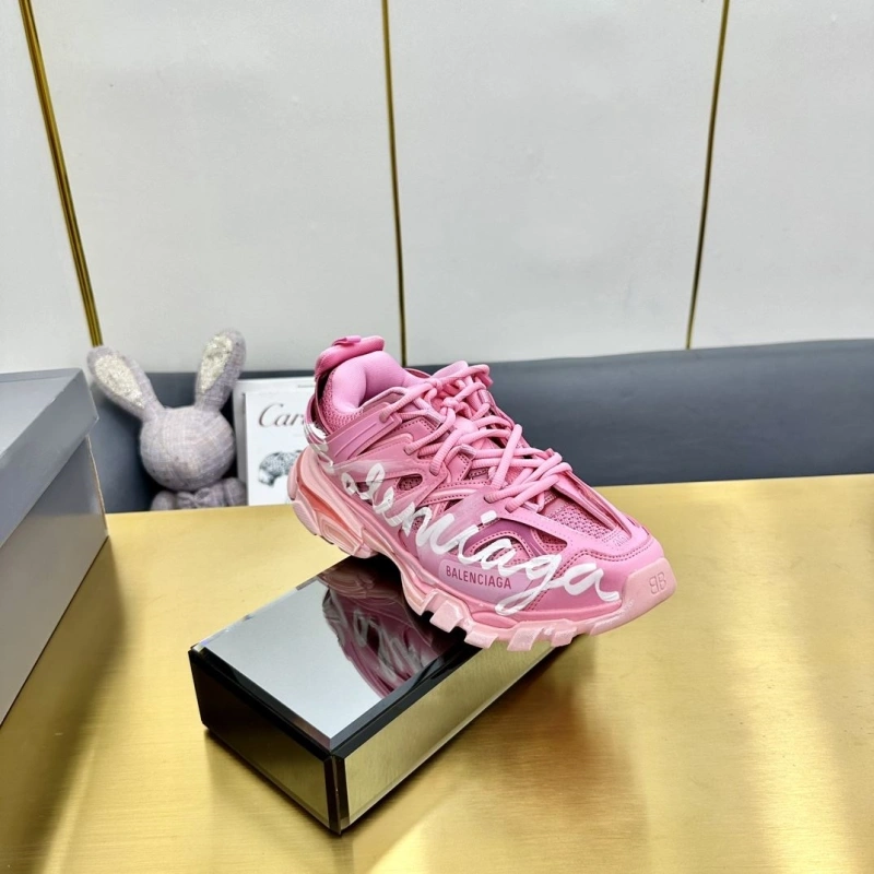 Efficient Bxlxnciaga Sneakers 109767