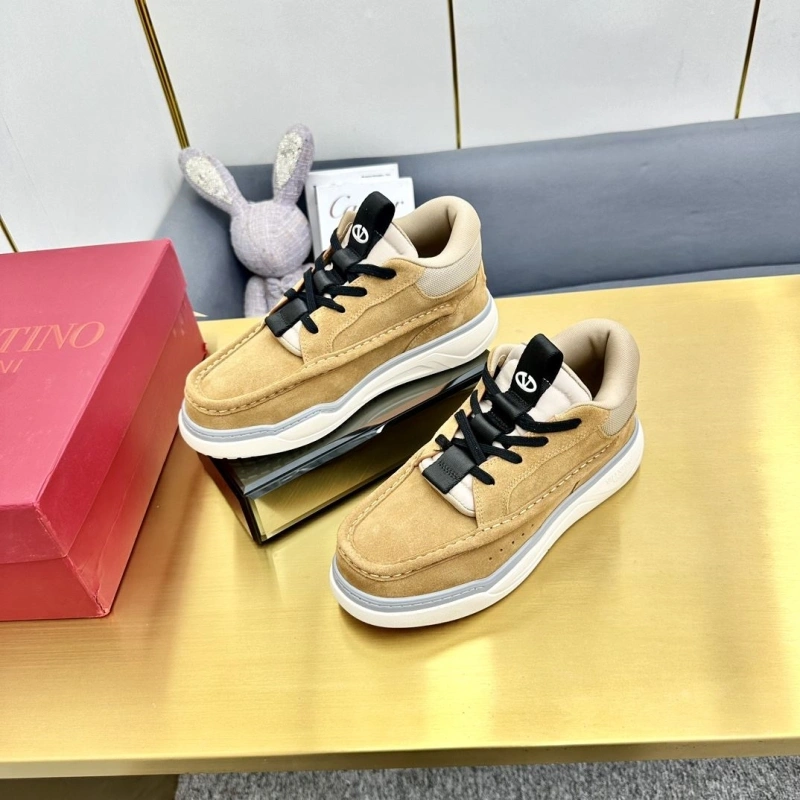 Modern Vxlxntino Sneakers 231322