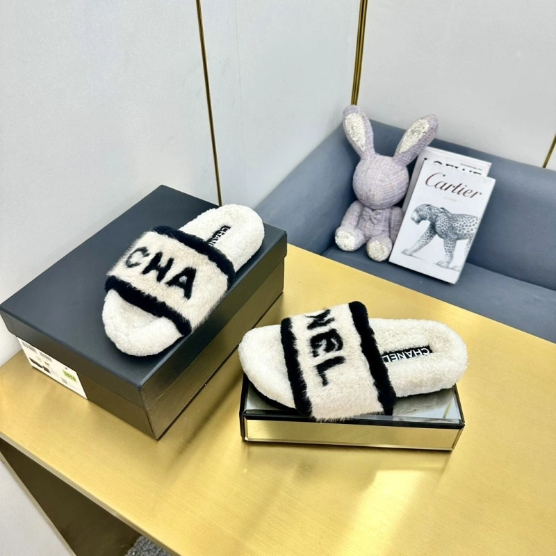 Functional Chxnxl Slippers 126615