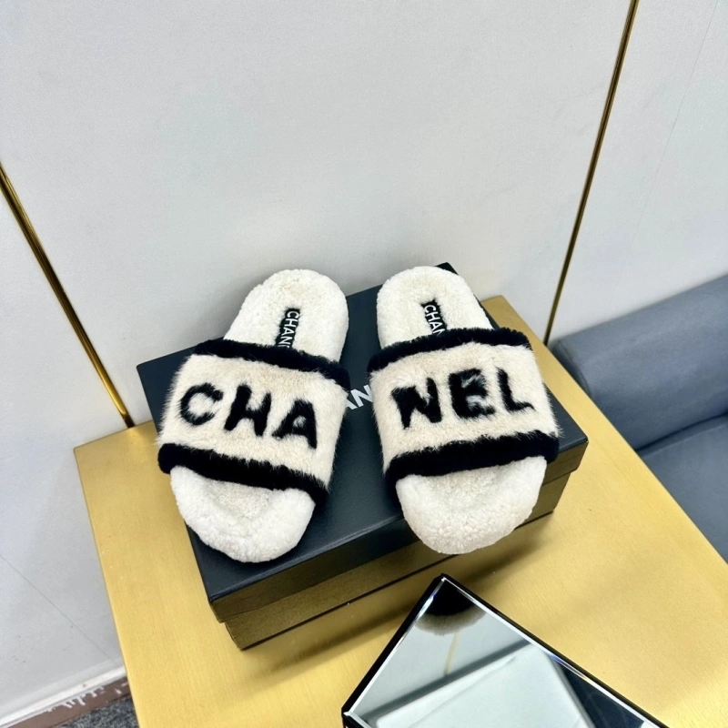 Functional Chxnxl Slippers 126615