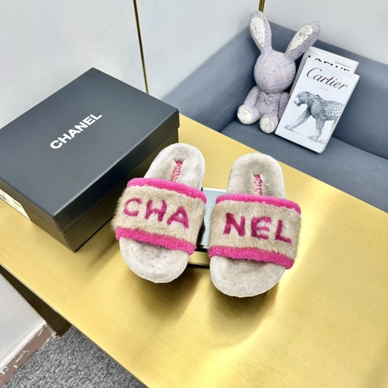 Chxnxl Slippers Vibrant 126619