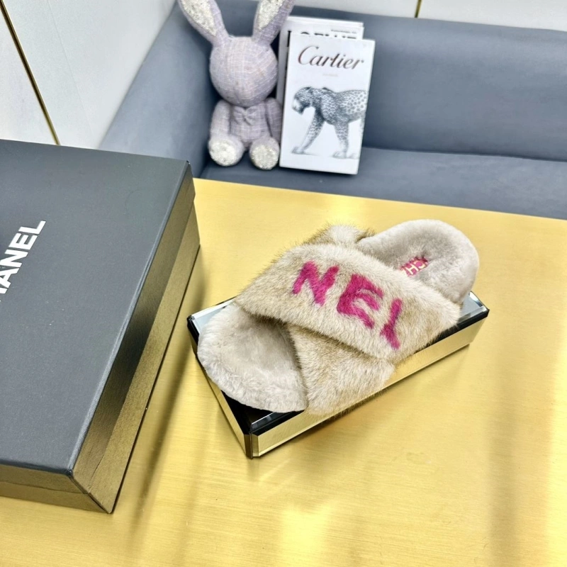 Chxnxl Slippers Bright 126611