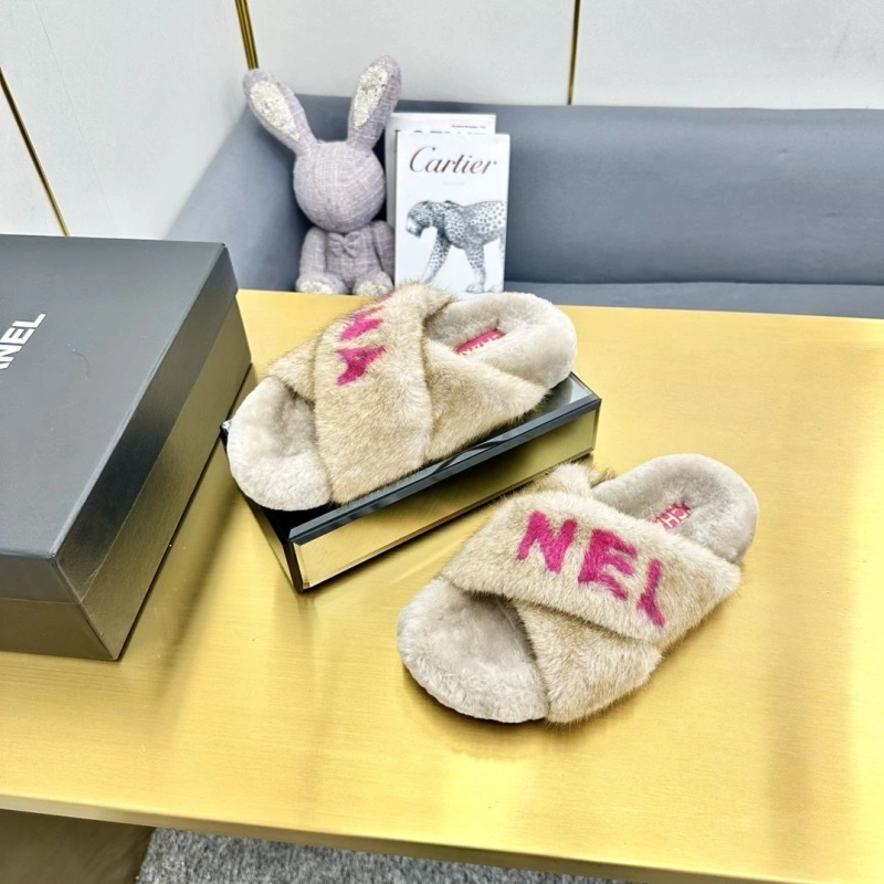 Chxnxl Slippers Bright 126611