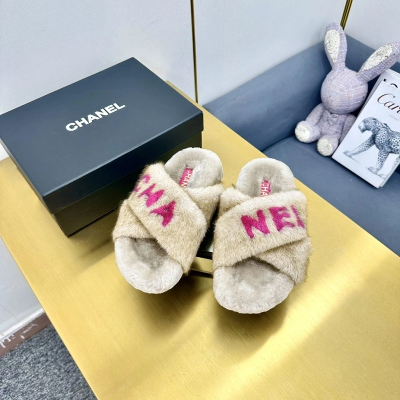Chxnxl Slippers Bright 126611