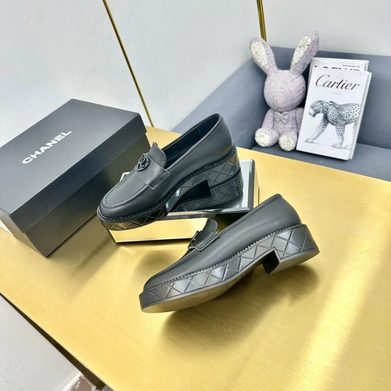 Sleek Chxnxl Boots 126985