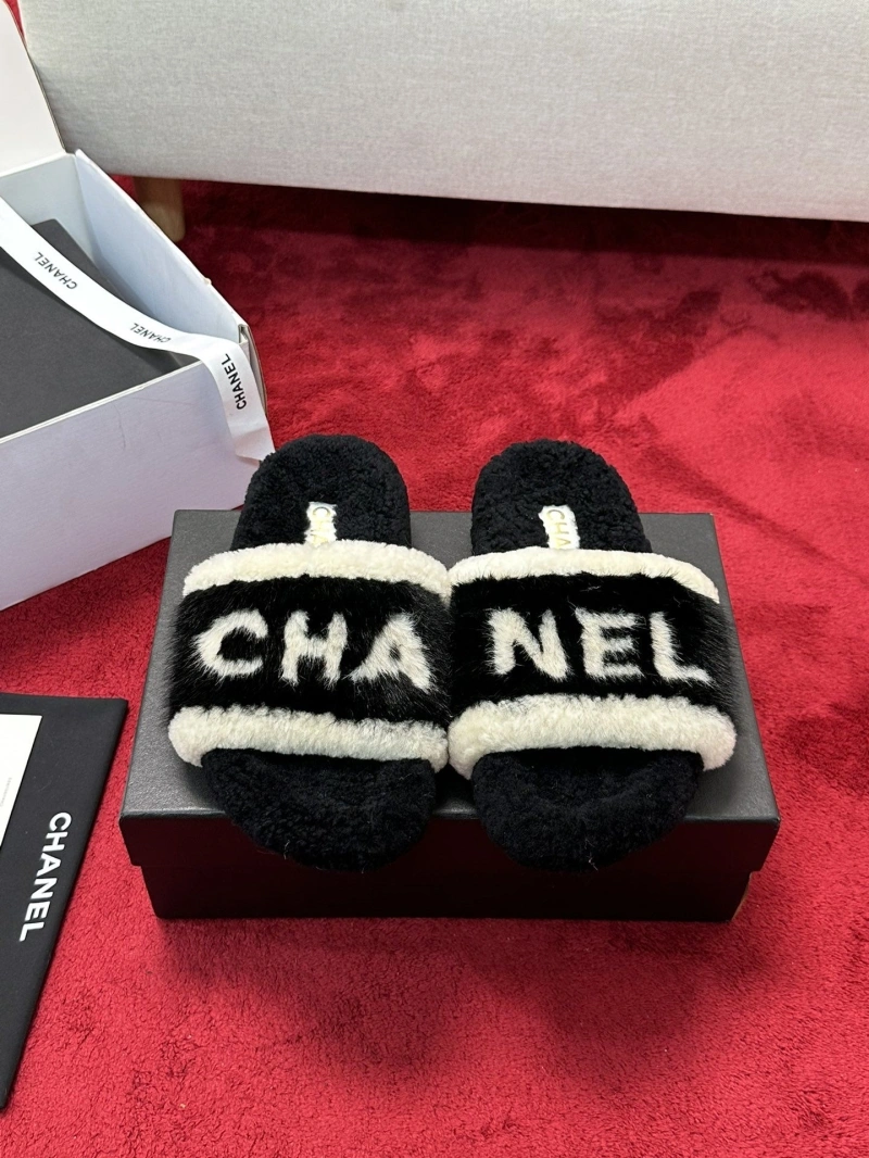 DailyWear Chxnxl Slippers 126601